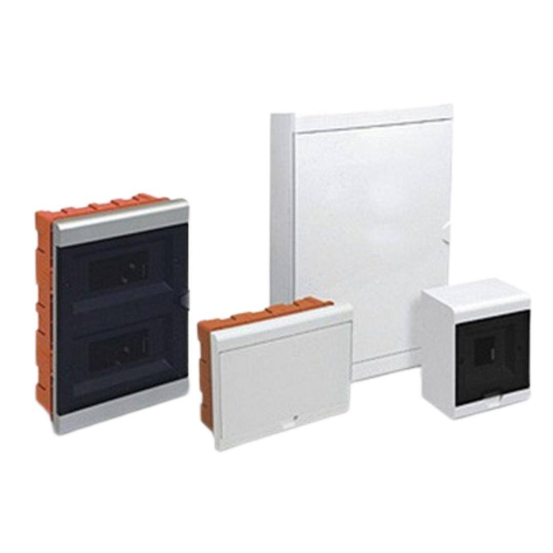 Gabinetes pl�sticos de embutir 